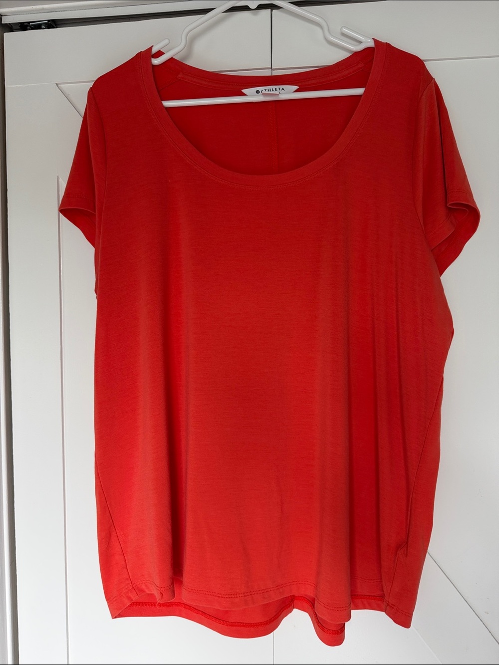 Athleta Vibrant Orange Scoop Neck Short Sleeve Tee